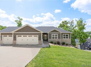 926 Fontana Ln, Linn Creek, MO 65052