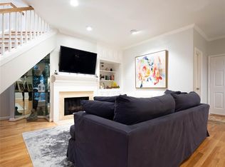 5086 Augusta St, Houston, TX 77007