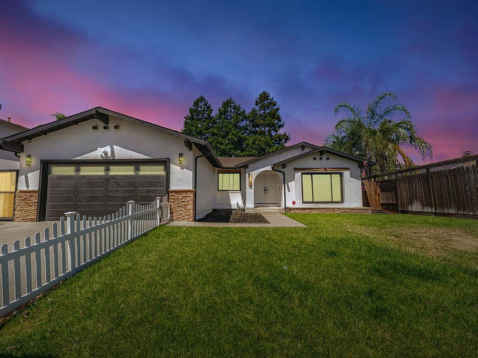 1st image of 2304 Candlestick Dr