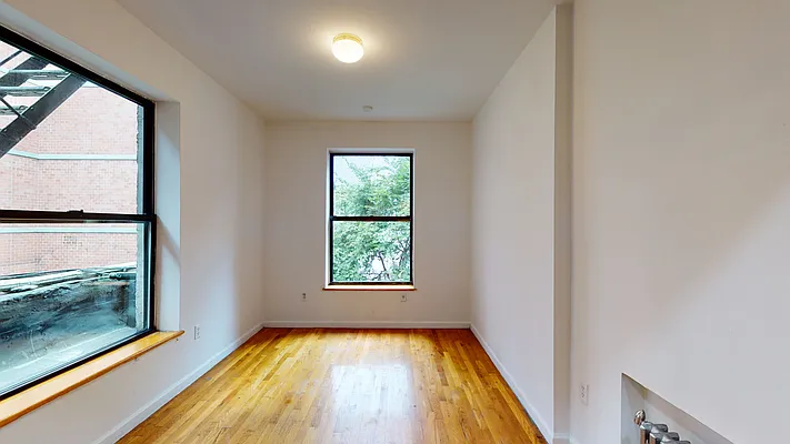 Rented by Bond New York | media 20