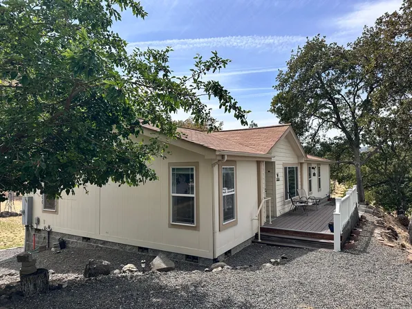 100 E 15th St, The Dalles, OR 97058