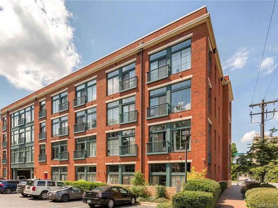 4 story brick building
