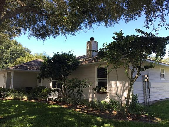 3rd image of 784 Falcon Dr