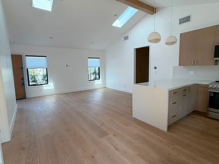 6302 Teesdale Ave — Photo 7