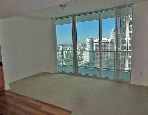 3rd image of 300 Biscayne Boulevard Way #2903
