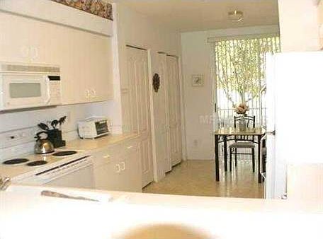 4th image of 9641 Castle Point Dr Unit 1213