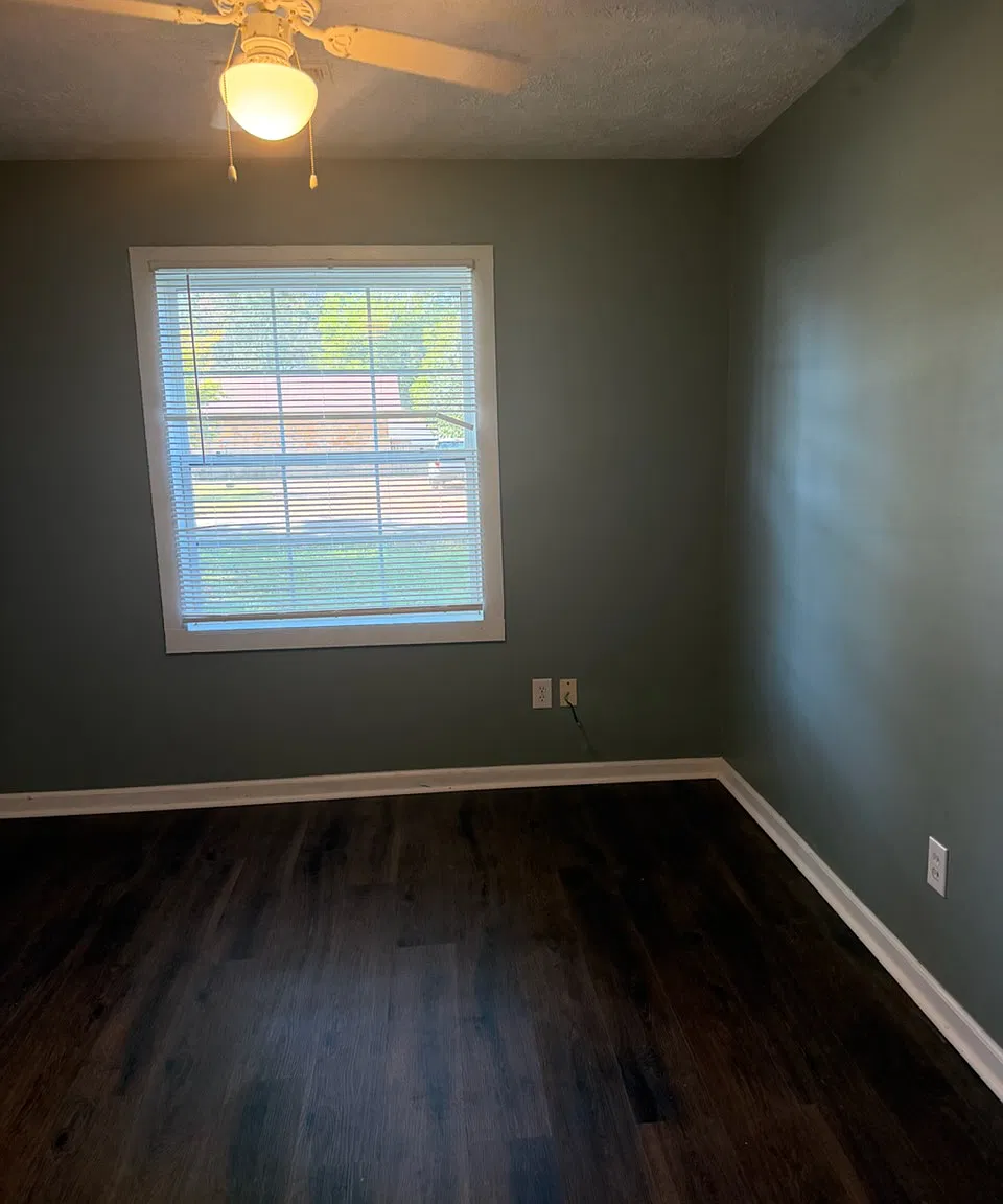 4 bed, 1352 sqft, $1,600 — Photo 3