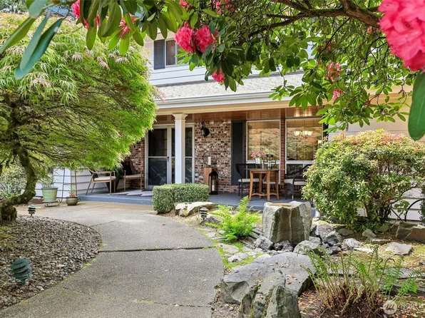 15408 Waller Road E, Tacoma, WA 98446