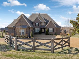 2398 Cages Bend Rd, Gallatin, TN 37066