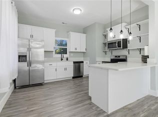 62 Buxton Ave, Newport News, VA 23607