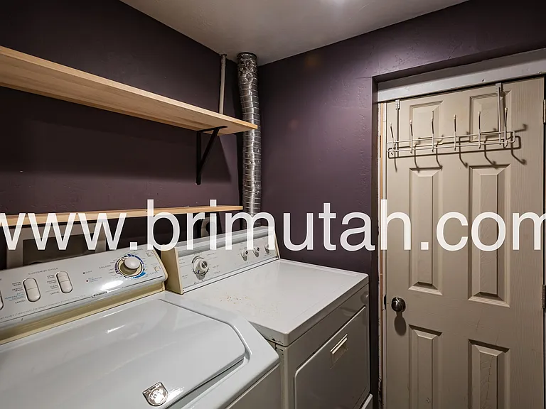 653 N 1300 W — Photo 16