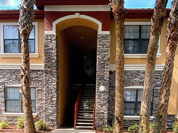 2nd image of 2141 Portofino Pl Unit 2822-1