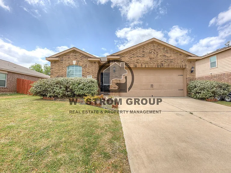 12645 Forest Lawn Rd — Photo 1