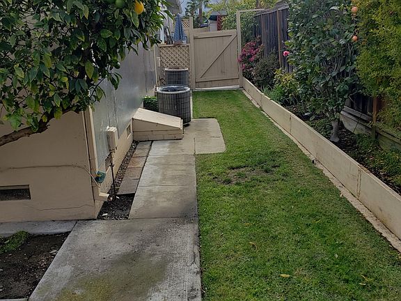 3rd image of 2107 Casa Mia Dr