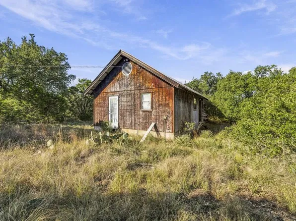 539 Sd 28100, Rocksprings, TX 78880