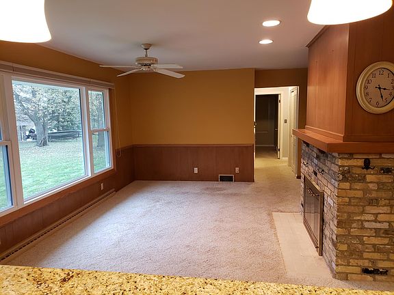 5th image of 18660 Benington Dr