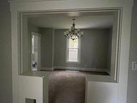 2nd image of 1017 W 10th St