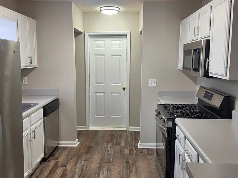 703 S Fairfield Dr — Photo 15