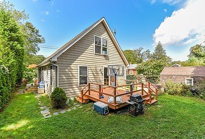 1st image of 18 Miller Ln W