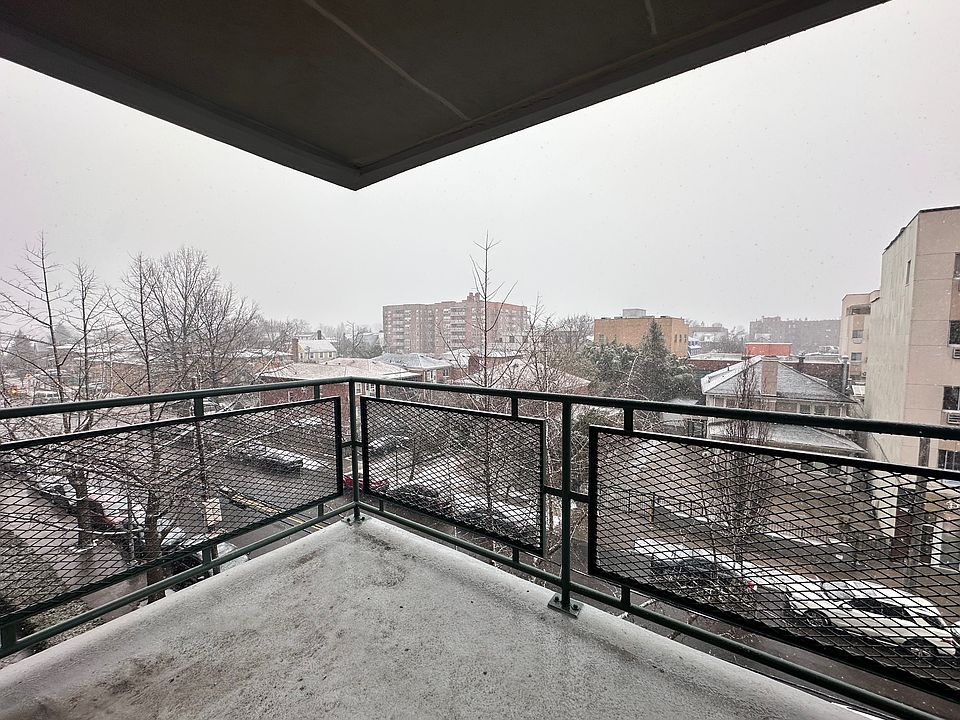 1st image of 149-45 Northern Blvd