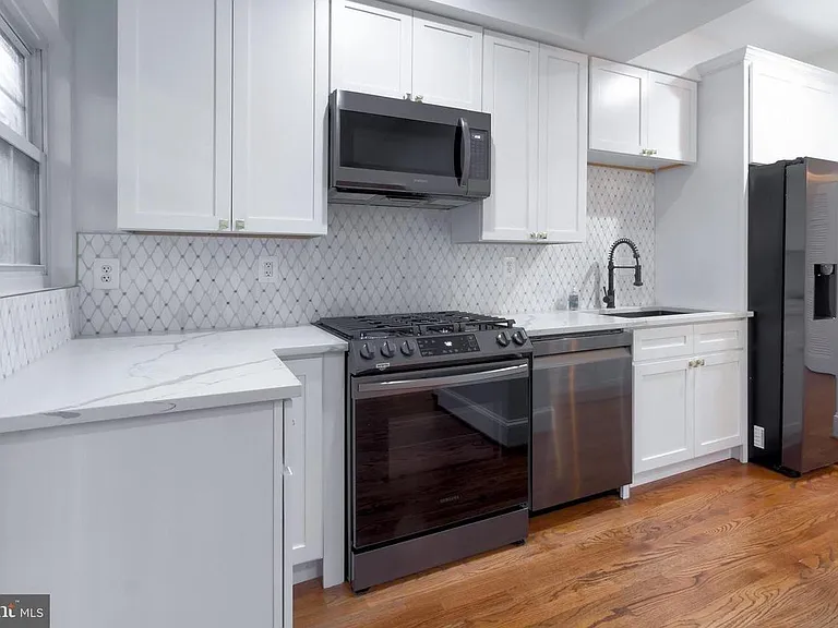 730 Newton Pl NW #1 — Photo 7