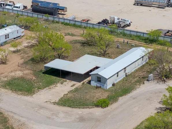 141 High Cotton Pkwy, Merkel, TX 79536