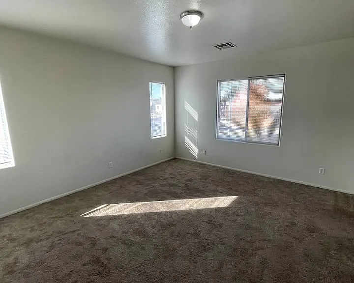 731 Emerald Idol Pl — Photo 29