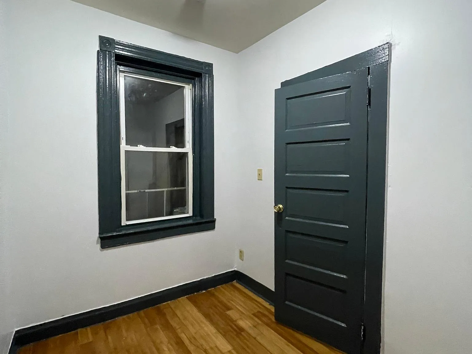 2 bed, 800 sqft, $1,750 — Photo 3