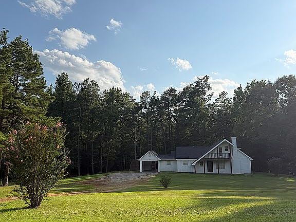2nd image of 2241 Attala Rd