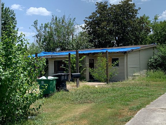 3rd image of 8411 Churchville Dr