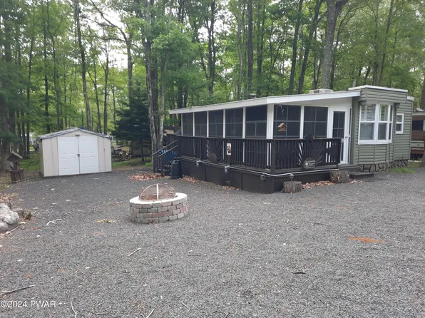 259 Village Dr W, Milford, PA 18337