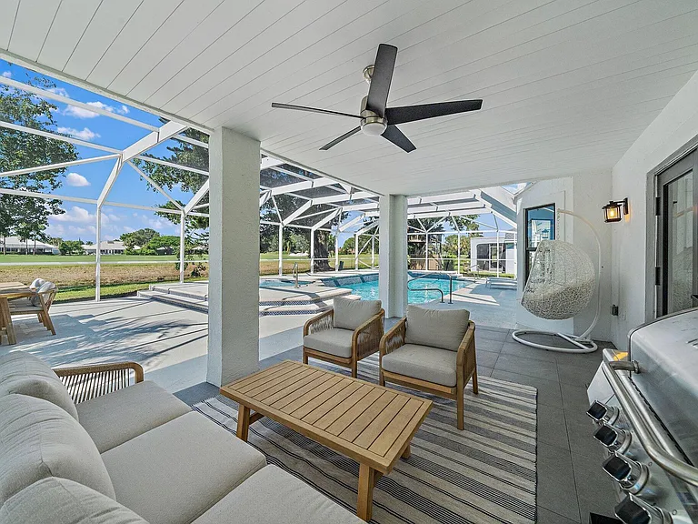 1878 Lynton Cir — Photo 33