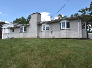 200 McMasters Dr, Monroeville, PA 15146