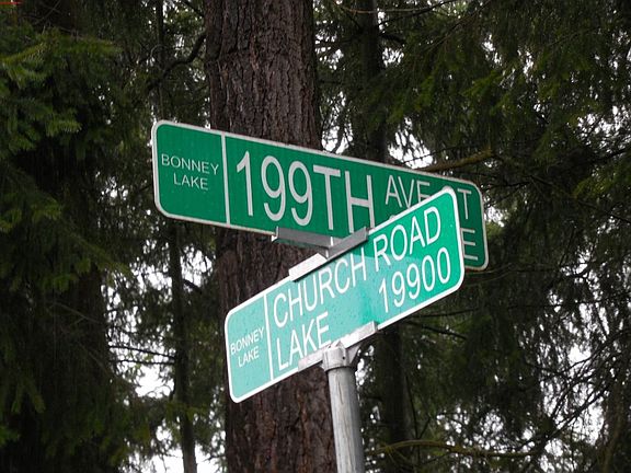 5th image of 8120 199th Avenue Ct E