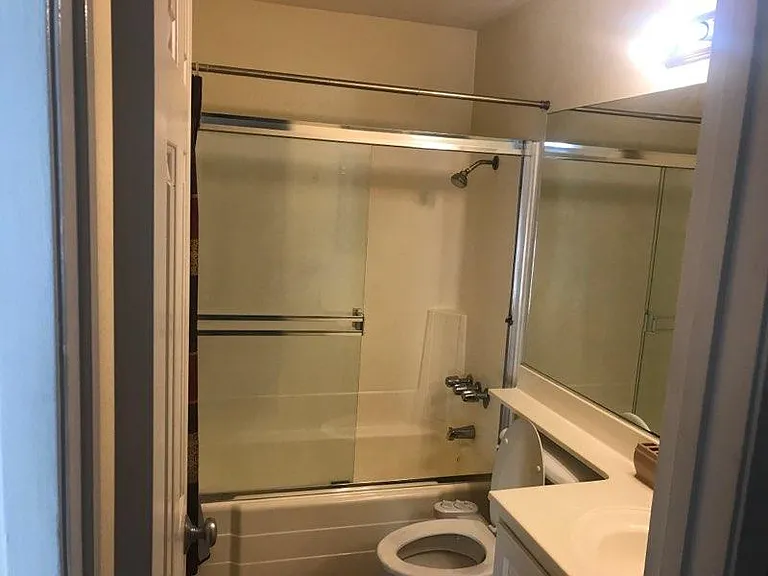 620 E Lexington Ave E #13 — Photo 5
