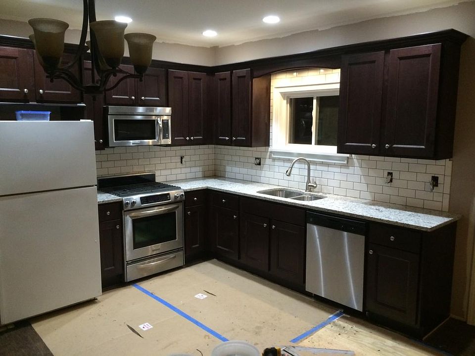 1st image of 115 Delord Ave