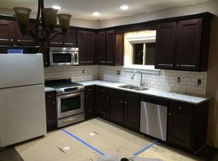 115 Delord Ave, Maryland Heights, MO 63043