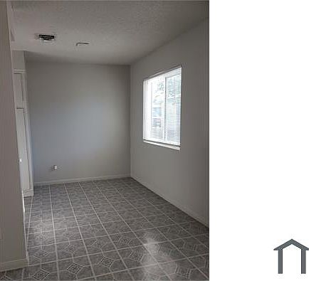 2nd image of 2600 E Mesquite Ave #2