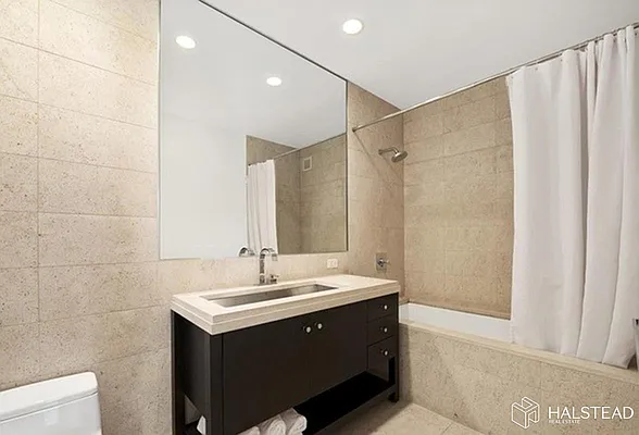 Rented by Halstead Real Estate | media 33