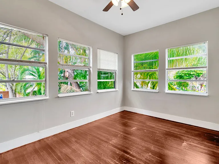 1403 S Bay Villa Pl — Photo 17