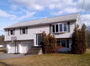 3 Spring Ln, Holbrook, MA 02343