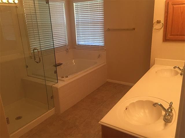 2nd image of 9204 Gaur Ct
