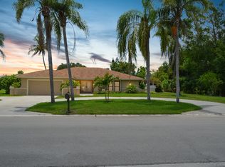 9349 Winterview Dr, Naples, FL 34109