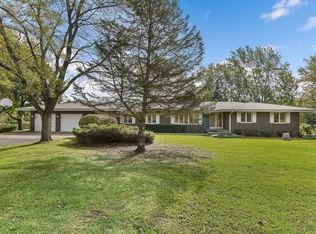 6763 Tribal Ct, Long Grove, IL 60047