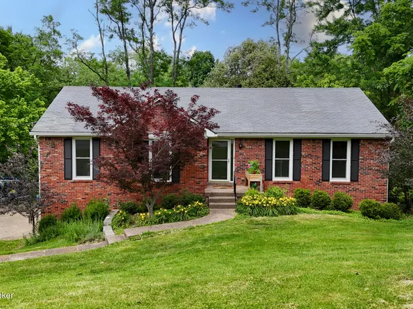 1033 Rollingwood Ln, Goshen, KY 40026