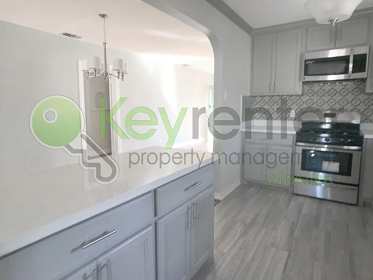 1016 Laurel Ave — Photo 17