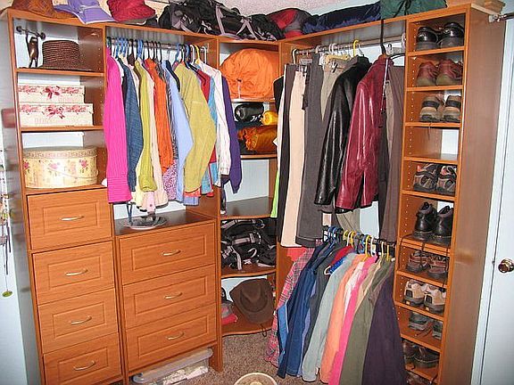 walk in closet