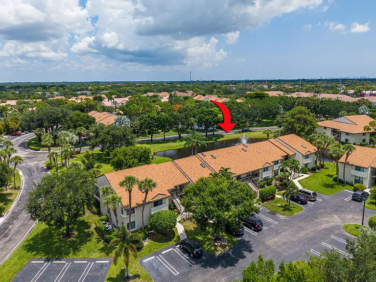 3386 Lucerne Park Dr — Photo 3