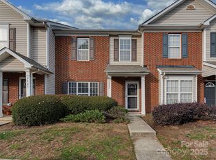 3427 Calpella Ct, Charlotte, NC 28262