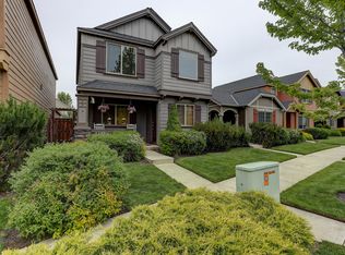 61185 Dayspring Dr, Bend, OR 97702